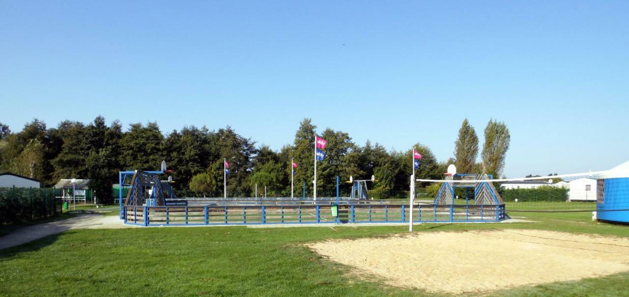 Camping Les Charmettes- Les Mathes Εξωτερικό φωτογραφία