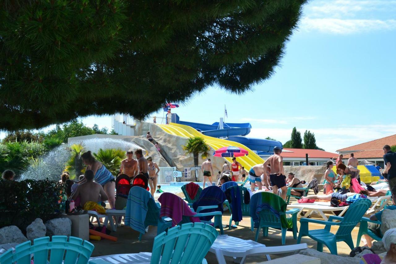 Camping Les Charmettes- Les Mathes Εξωτερικό φωτογραφία