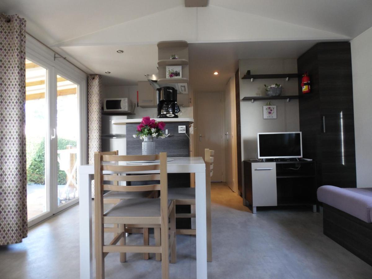 Camping Les Charmettes- Les Mathes Εξωτερικό φωτογραφία